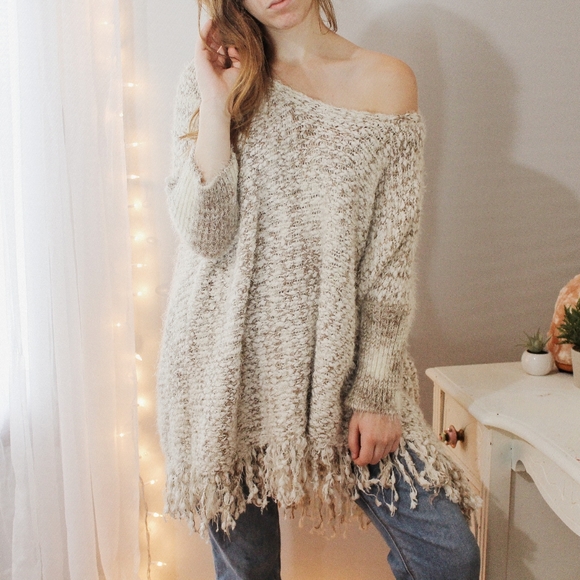 Umgee Sweaters - UMGEE SOFT CHUNKY FRINGED SWEATER